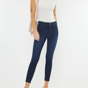 NWT Women's Kancan Teegan High Rise Cropped Skinny Jeans Size 11/29